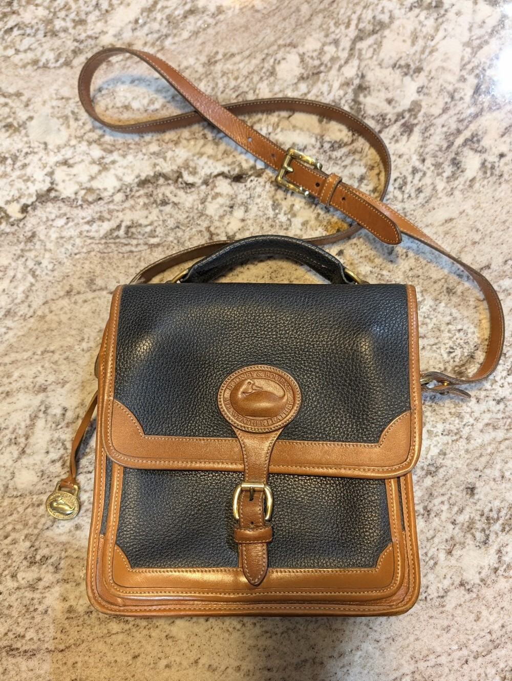 Vintage Dooney & Bourke All Weather Leather Surrey Carrier bag